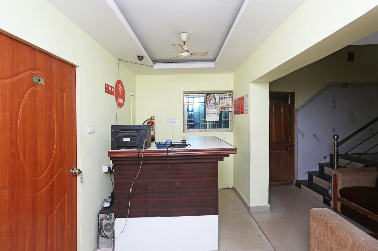 Hotel Oyo 4526 Jaydev Vihar Bhubaneswar Exterior foto